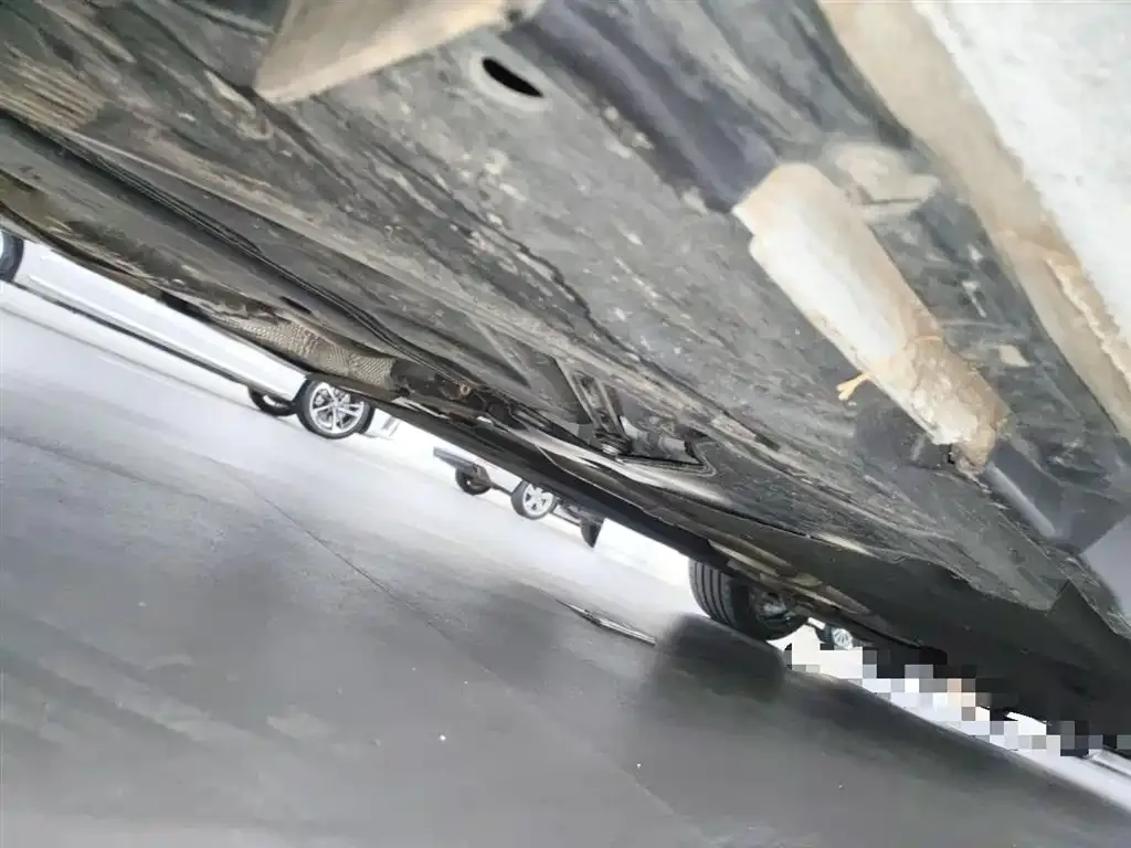 Audi A4L 2024 из CN, фото 8