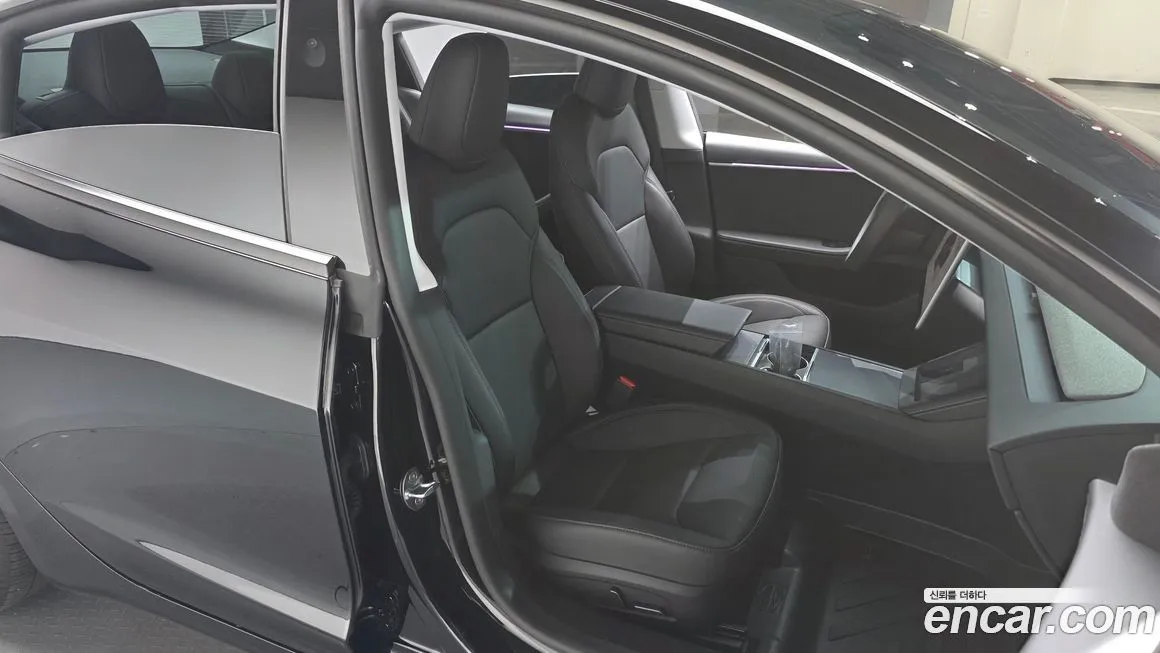 Tesla Model 3 2025 из KR, фото 10