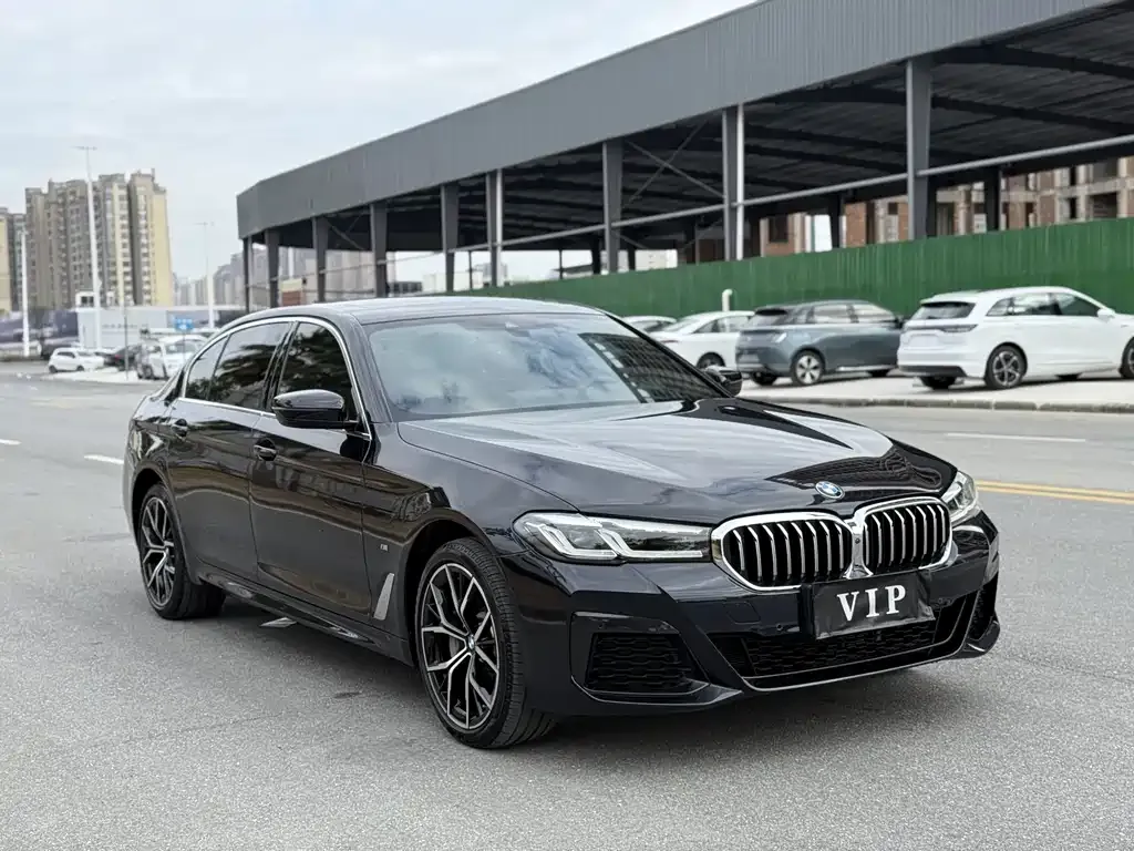BMW 5 Series — фото 2