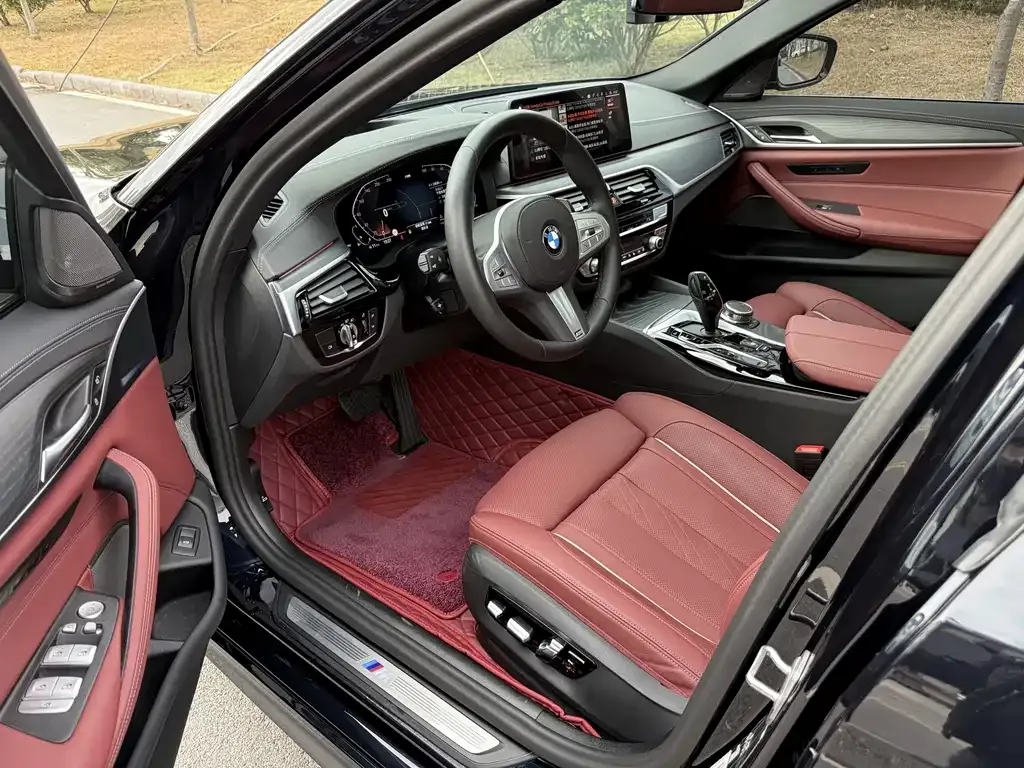 BMW 5 Series — фото 10