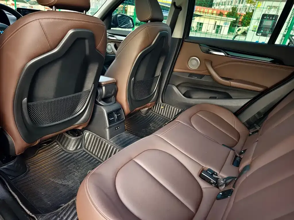 BMW X1 2022 из CN, фото 5