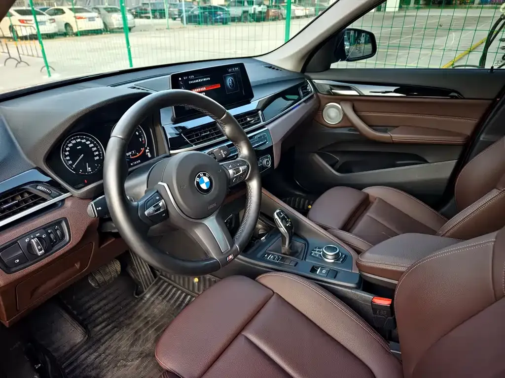 BMW X1 2022 из CN, фото 2