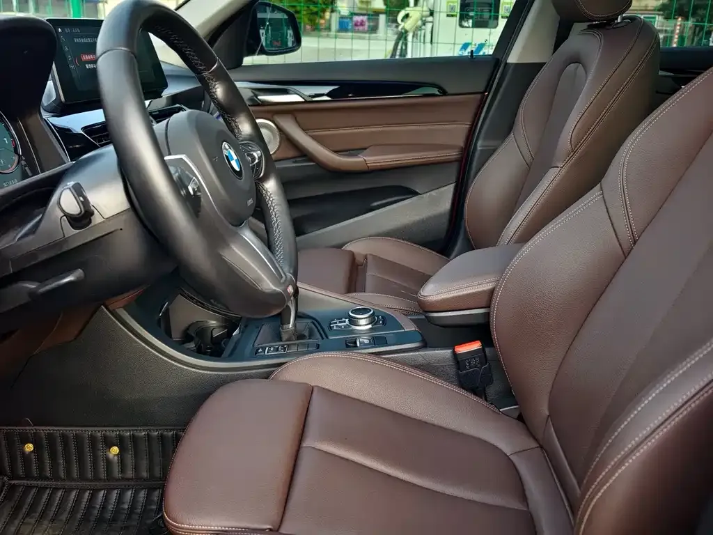 BMW X1 2022 из CN, фото 4