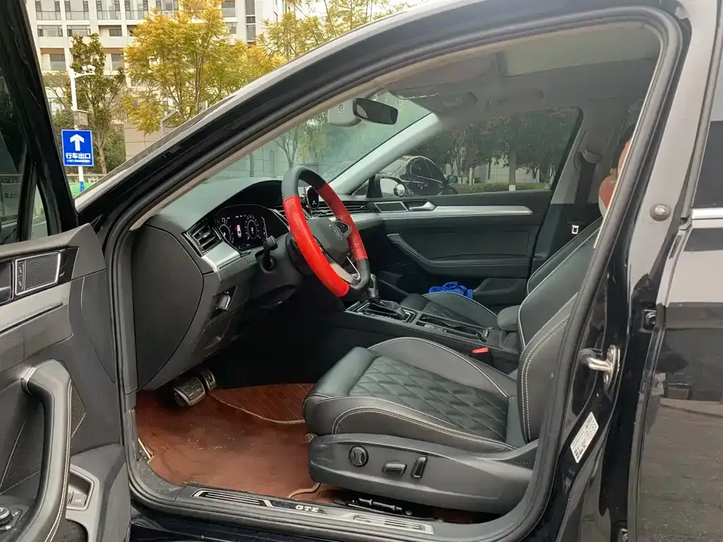 Volkswagen Magotan GTE PHEV 2022 из CN, фото 7