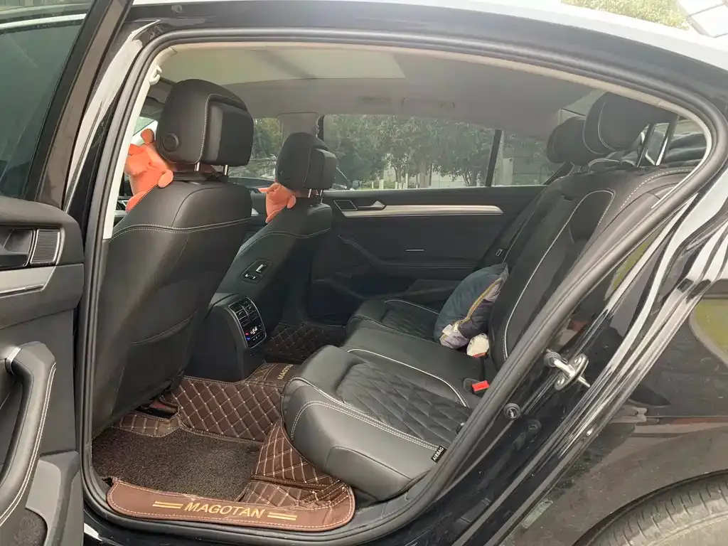 Volkswagen Magotan GTE PHEV 2022 из CN, фото 5