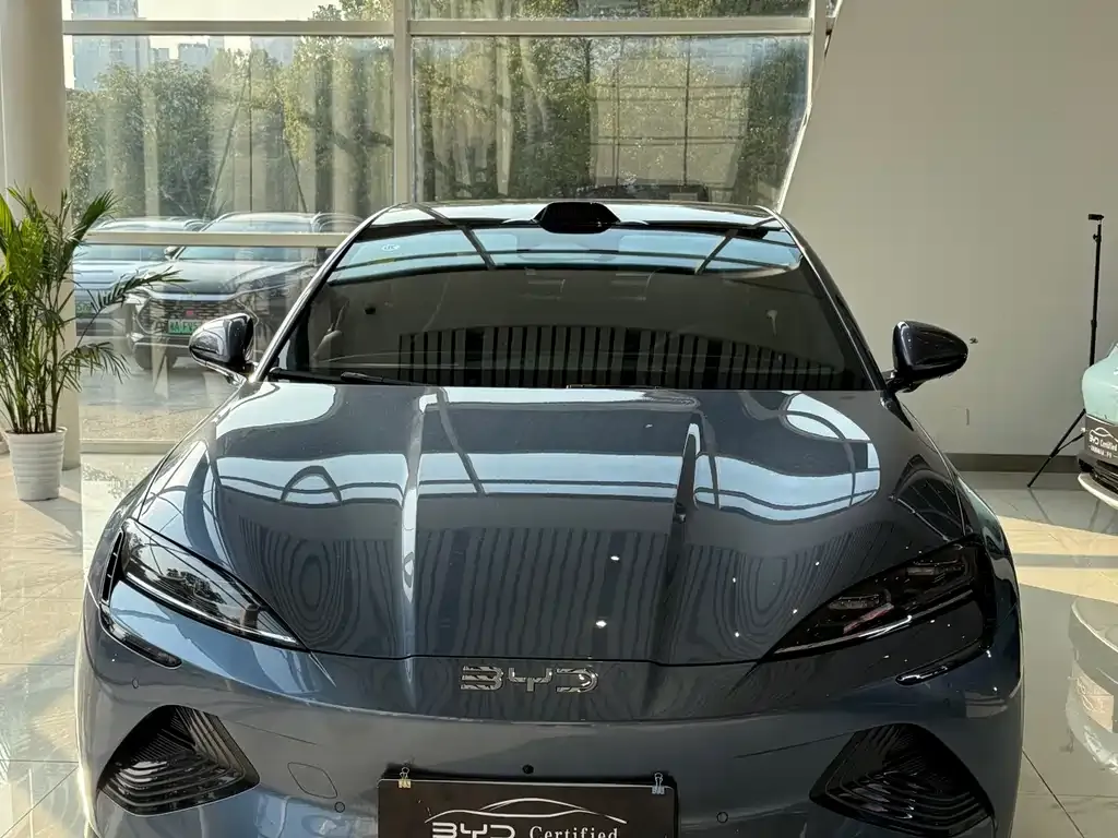 BYD Seal — фото 7