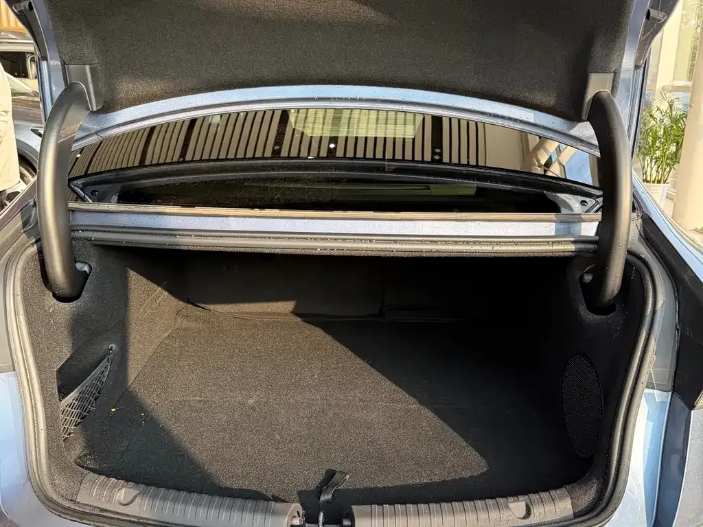 BYD Seal — фото 8