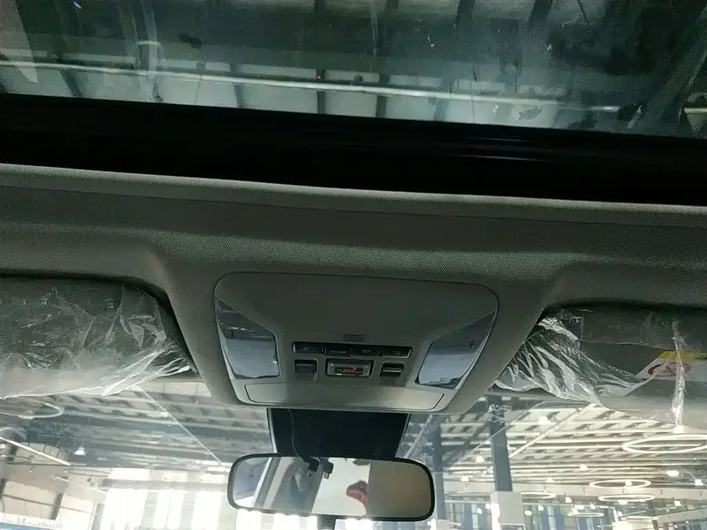 Toyota RAV4 2021 из CN, фото 9