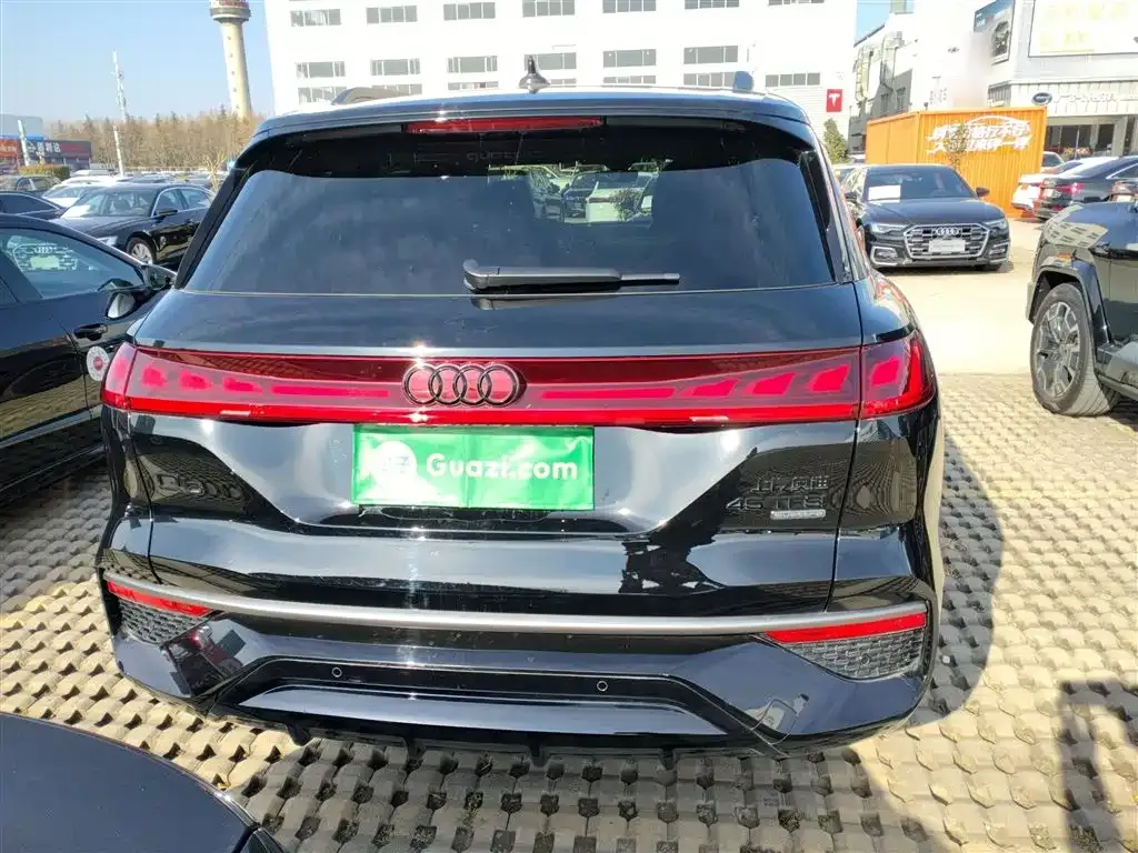 Audi Q6 2024 из CN, фото 2