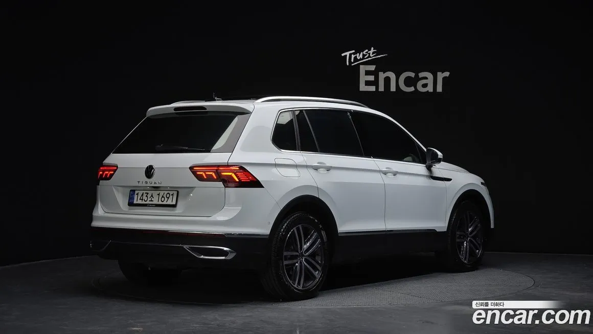Volkswagen Tiguan 2023 из KR, фото 2