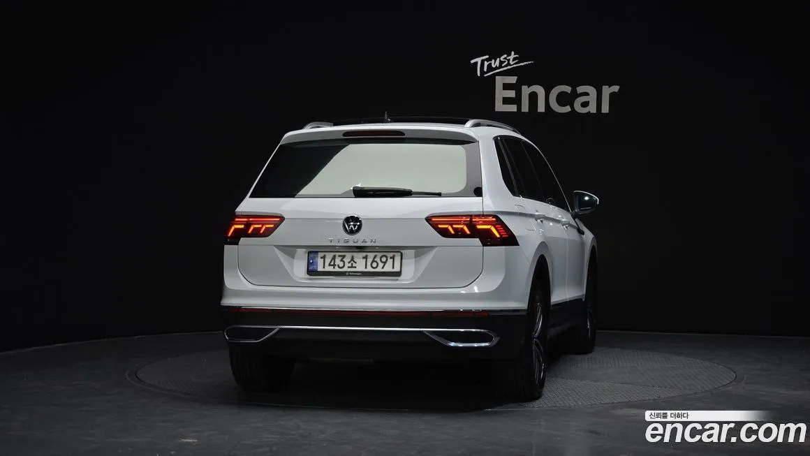 Volkswagen Tiguan 2023 из KR, фото 3
