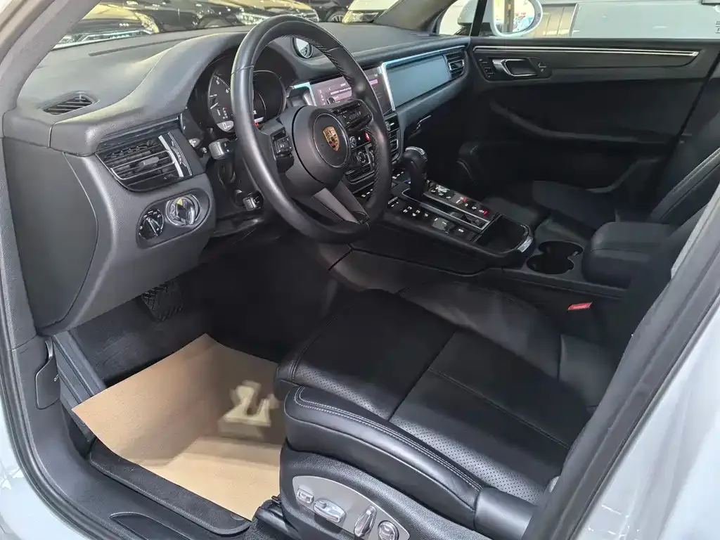 Porsche Macan 2025 из CN, фото 6