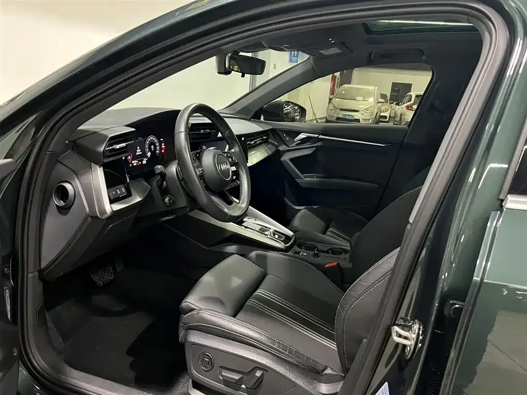 Audi A3 2021 из CN, фото 10