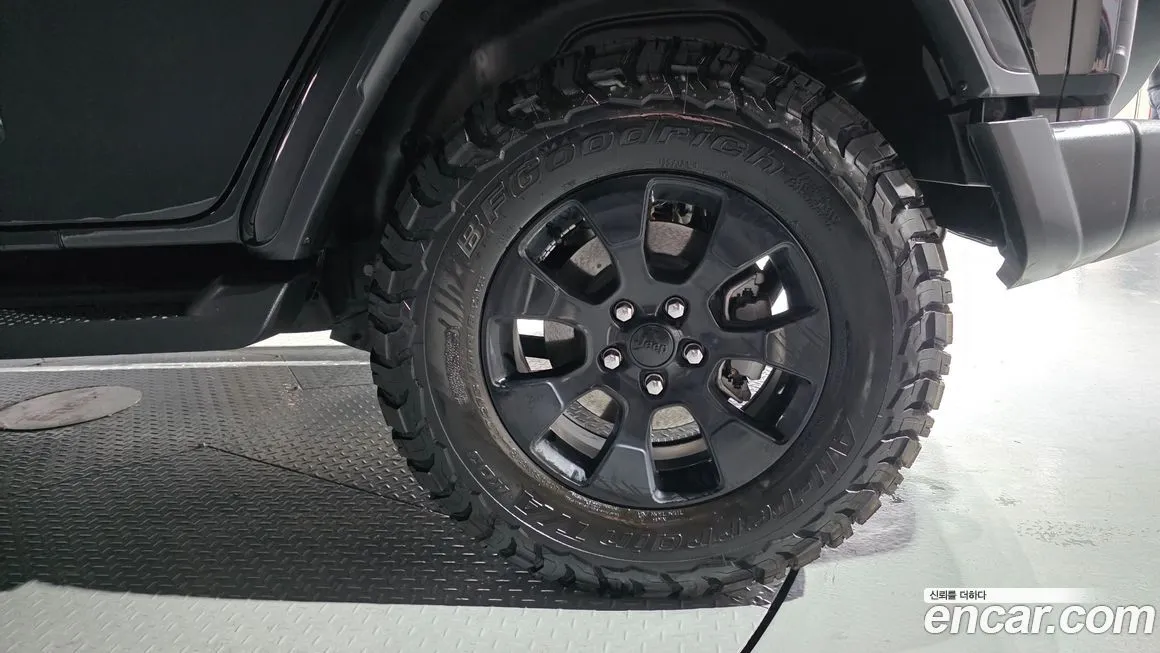 Jeep Wrangler 2022 из KR, фото 6