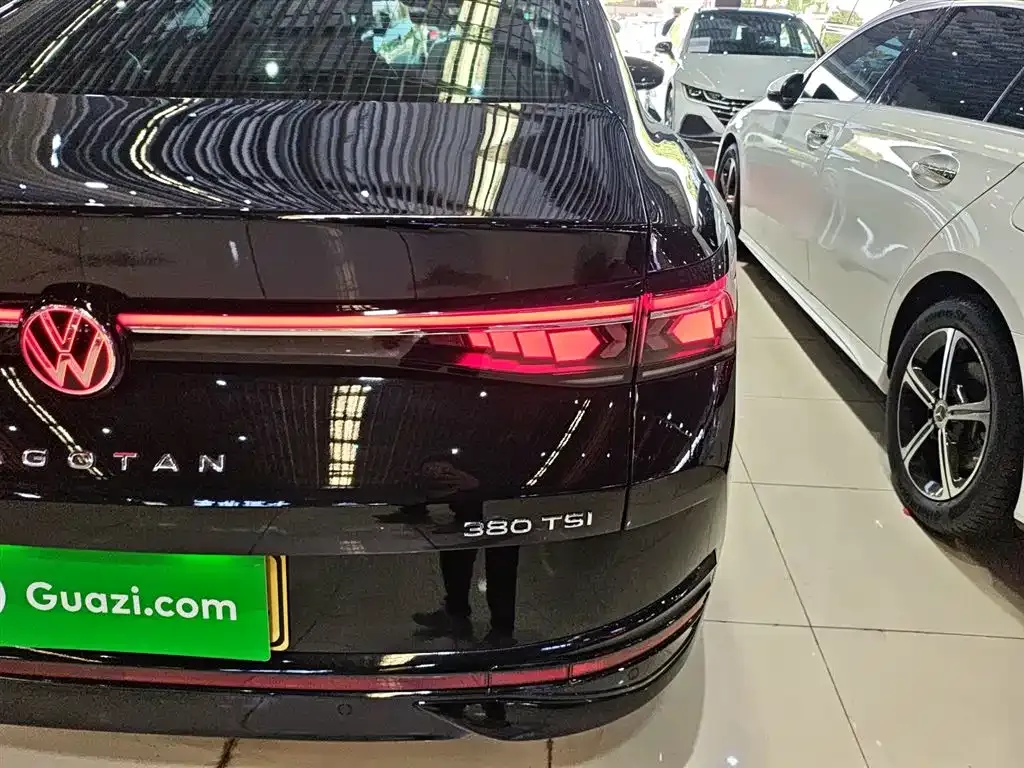 Volkswagen Magotan 2025 из CN, фото 4