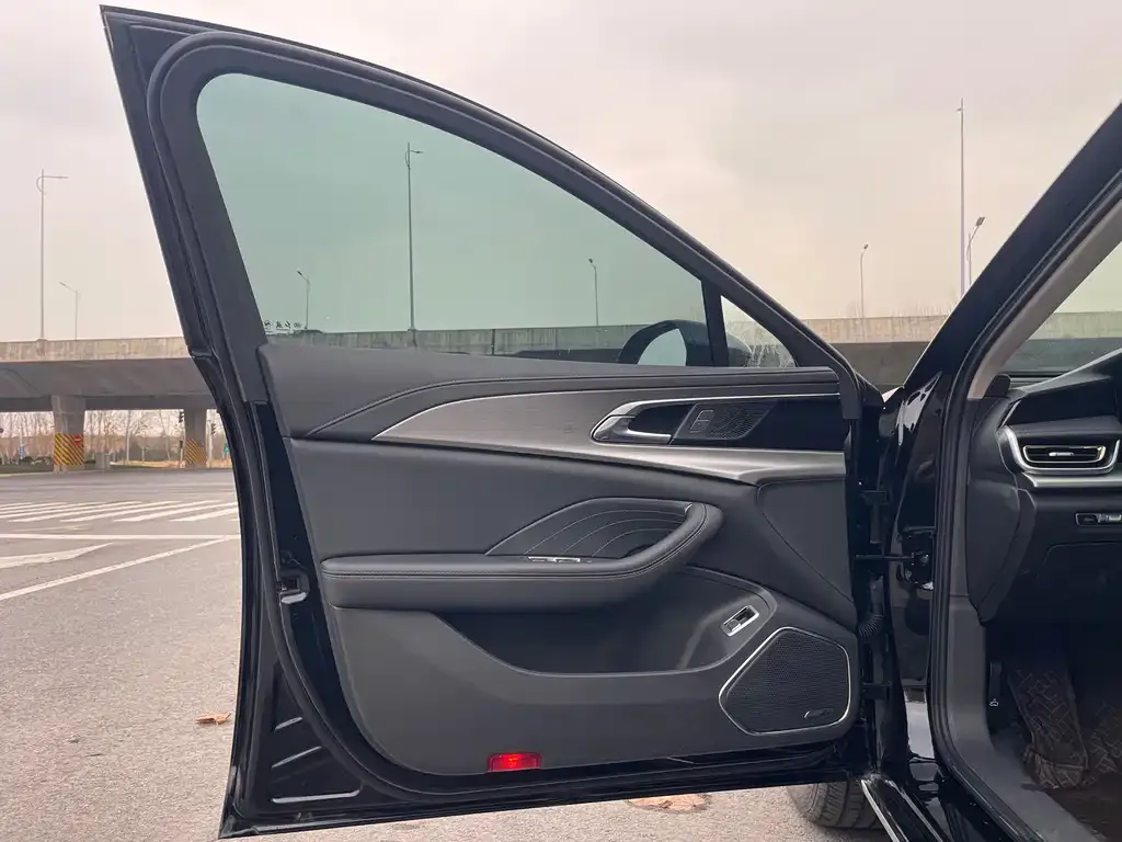 Hongqi H5 2024 из CN, фото 9