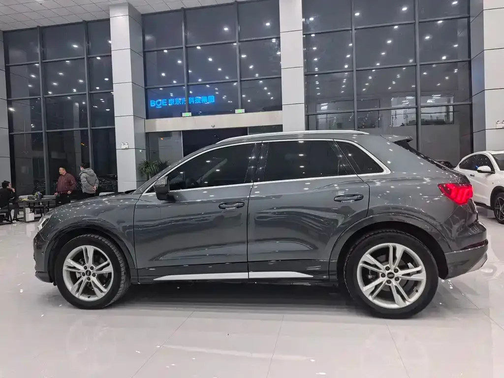 Audi Q3 2022 из CN, фото 9