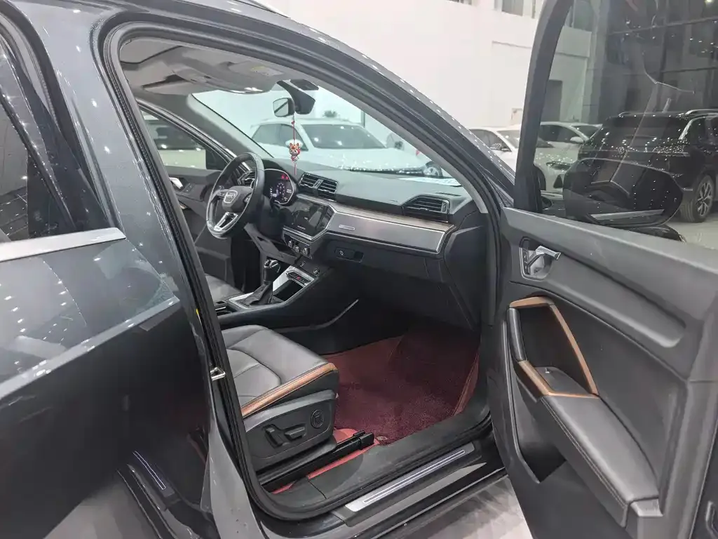 Audi Q3 2022 из CN, фото 6