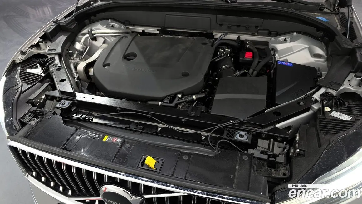 Volvo XC60 2023 из KR, фото 8