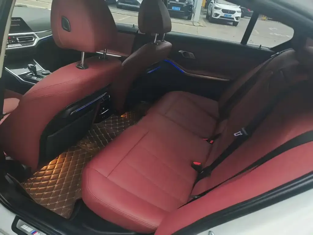 BMW 3 Series 2021 из CN, фото 4