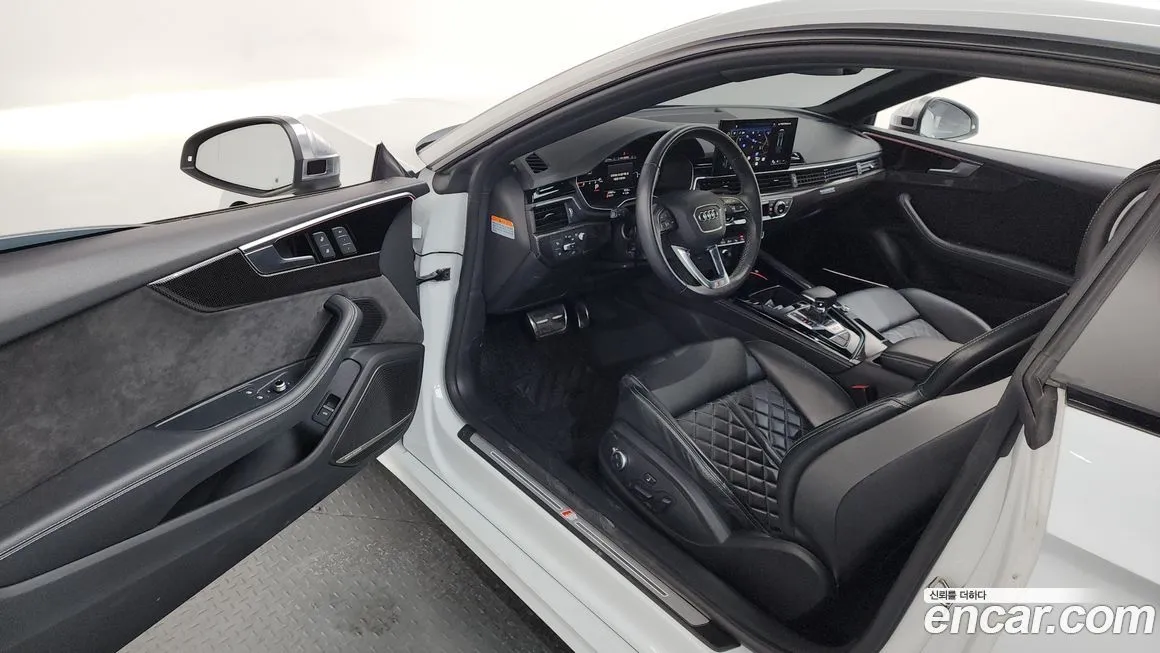 Audi S5 2021 из KR, фото 8