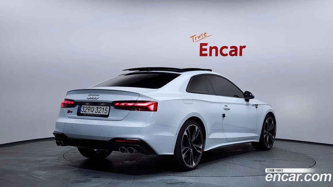 Audi S5 2021 из KR, фото 2
