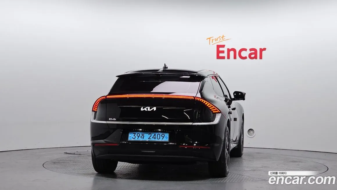Kia EV6 2023 из KR, фото 3