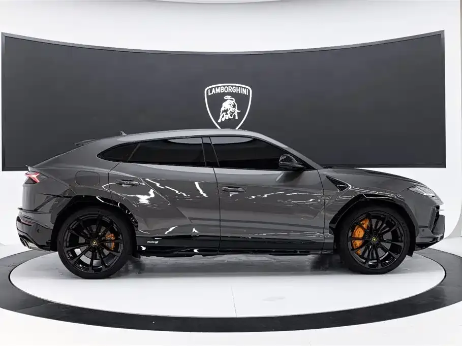 Lamborghini Urus 2023 из CN, фото 7