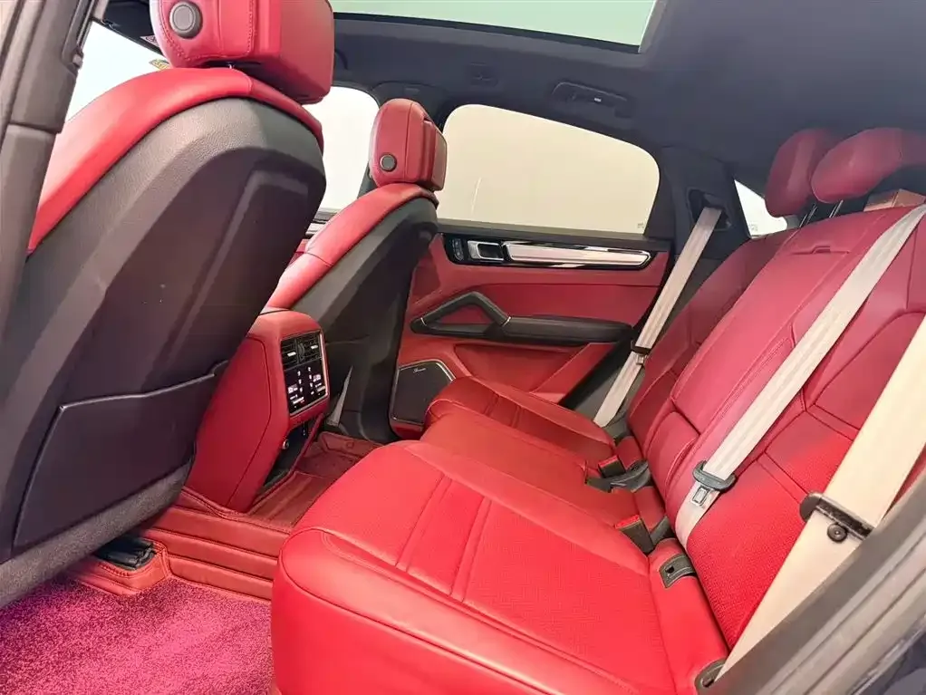 Porsche Cayenne 2023 из CN, фото 8
