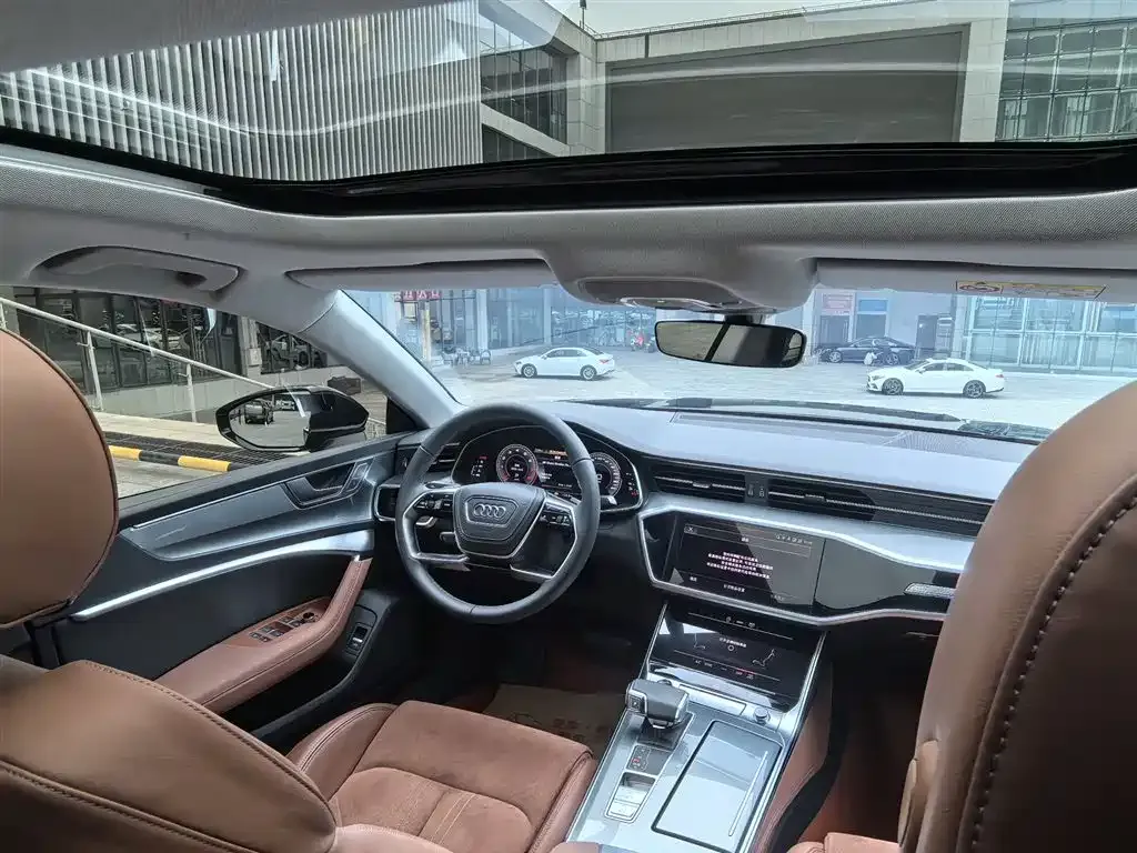 Audi A7L 2025 из CN, фото 4
