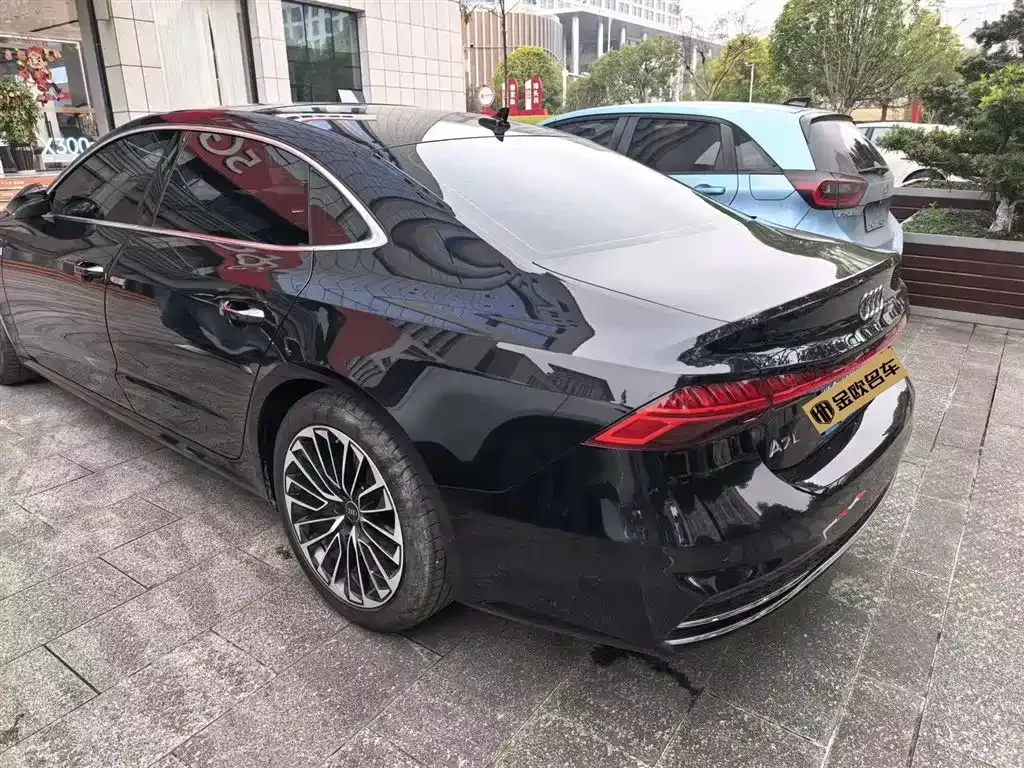 Audi A7L 2025 из CN, фото 8
