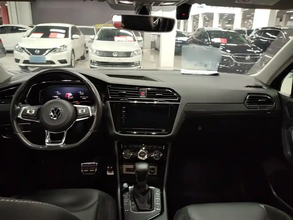 Volkswagen Tiguan L 2021 из CN, фото 10