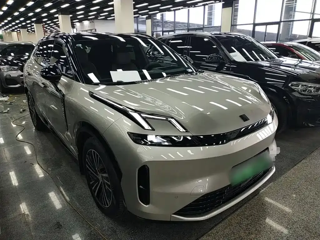 Lynk & Co 08 EM-P 2023 из CN, фото 4