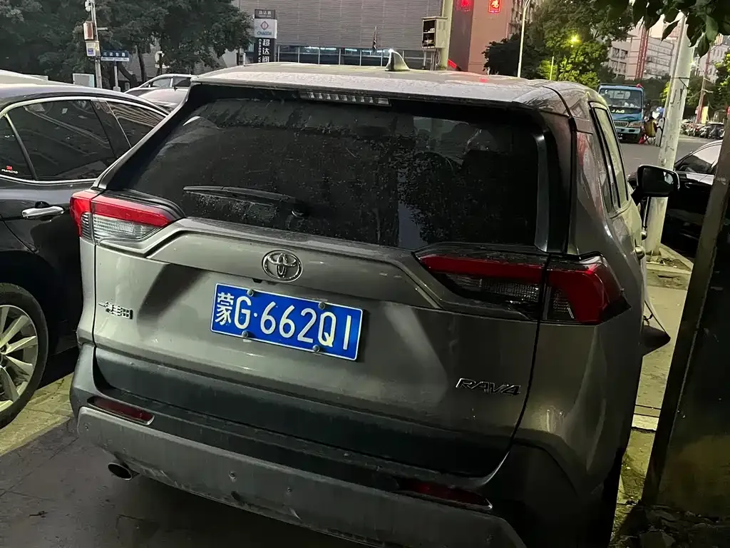 Toyota RAV4 2022 из CN, фото 7