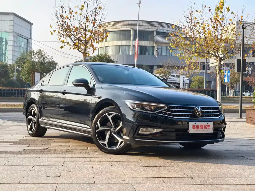 Volkswagen Magotan 2023 из CN, фото 9