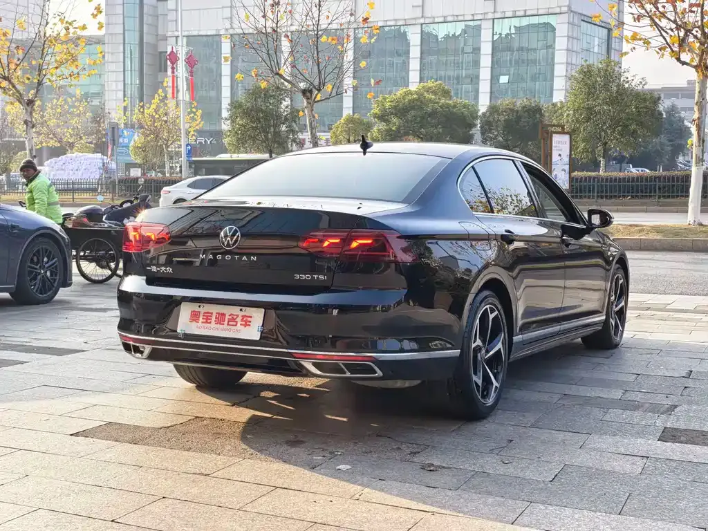Volkswagen Magotan 2023 из CN, фото 6