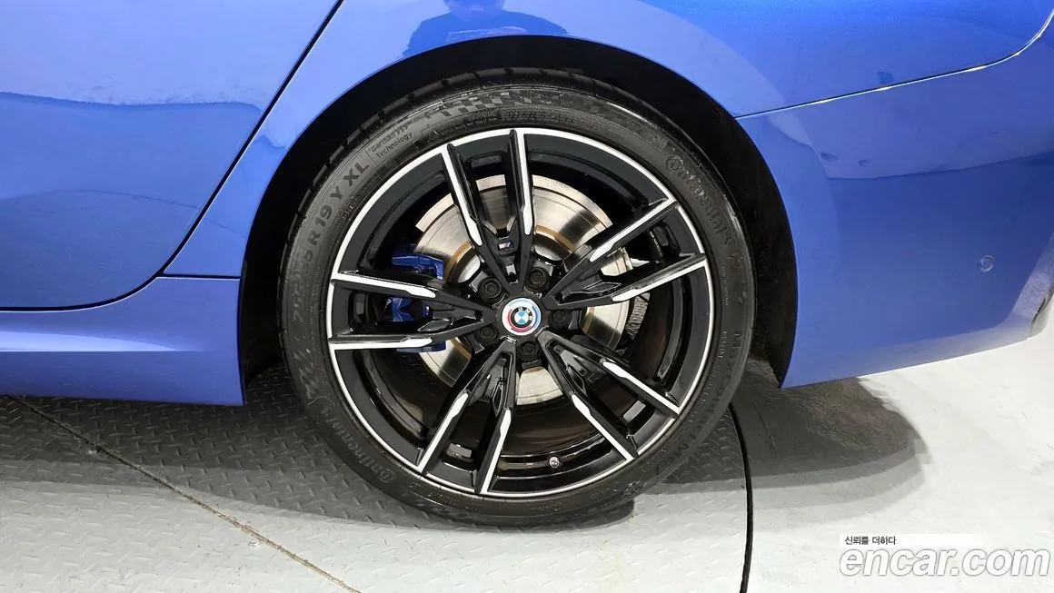 BMW 3-Series 2023 из KR, фото 5
