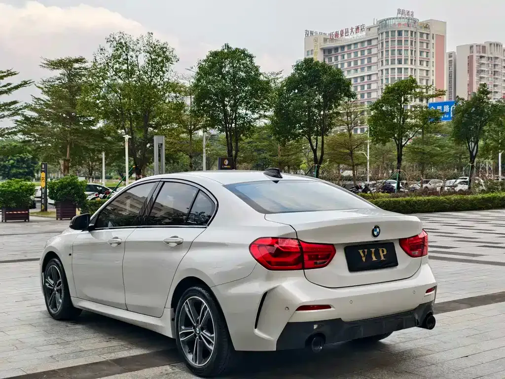BMW 1 Series 2022 из CN, фото 8
