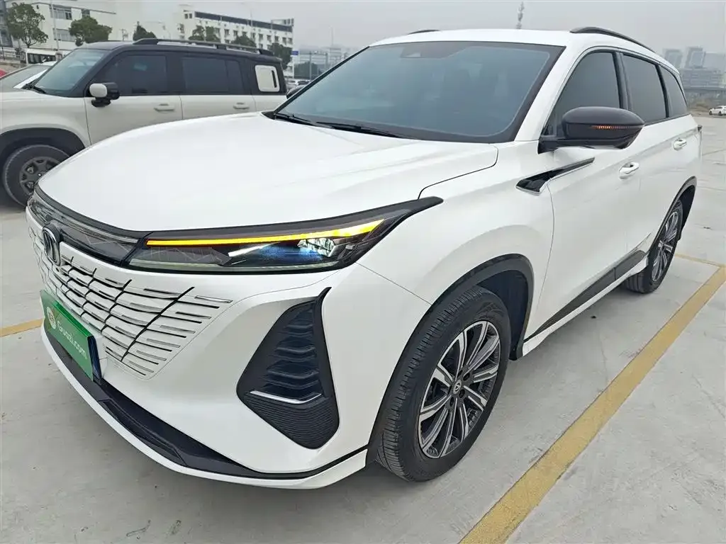 Changan CS75PLUS 2024 из CN, фото 1