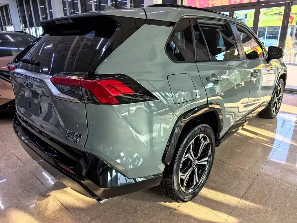 Toyota RAV4 Prime 2021 из CN, фото 4