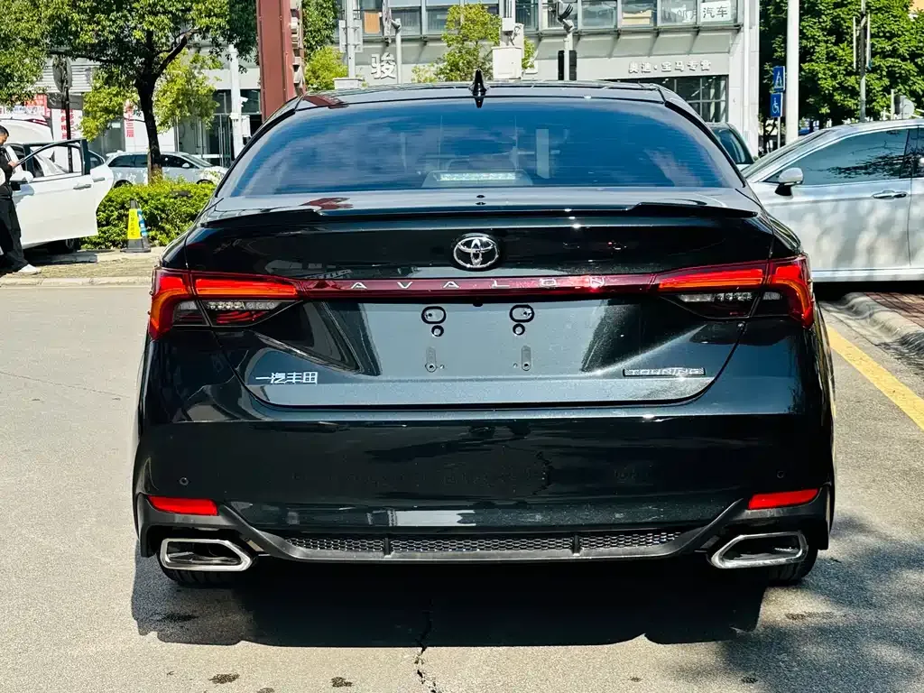 Toyota Avalon 2024 из CN, фото 5