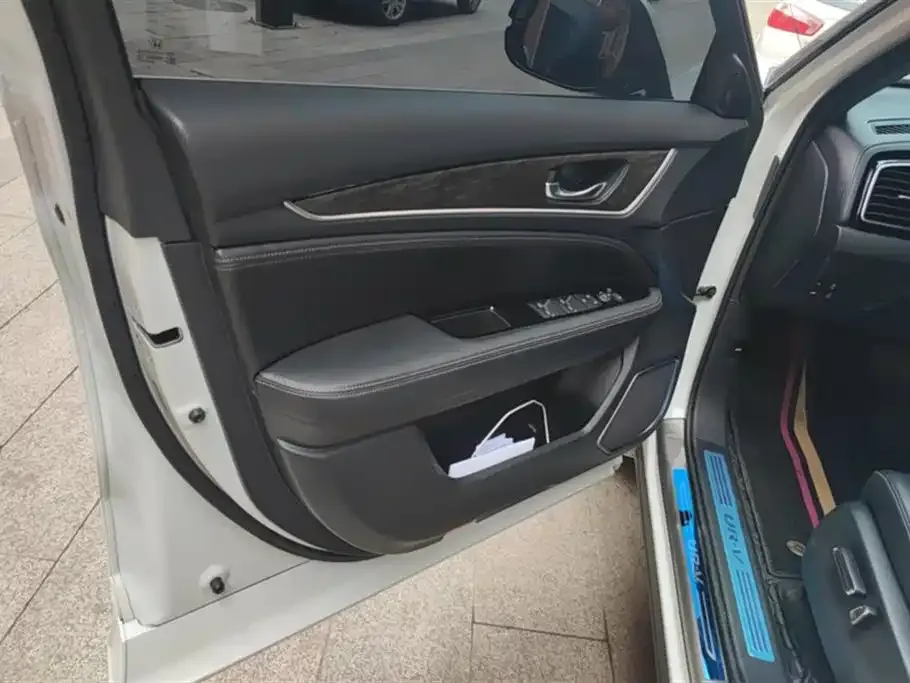 Honda UR-V 2023 из CN, фото 6