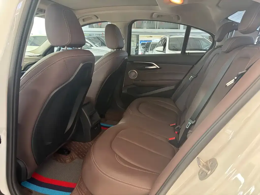 BMW 1 Series 2022 из CN, фото 5