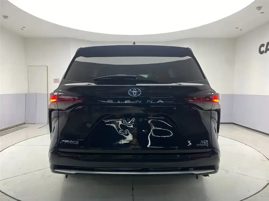 Toyota Sienna 2023 из CN, фото 6