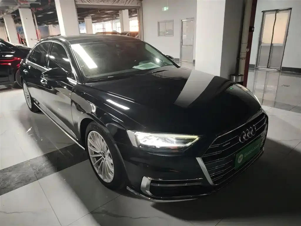 Audi A8 2021 из CN, фото 3