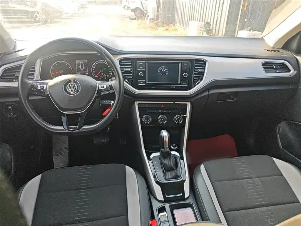 Volkswagen T-Roc 2021 из CN, фото 5