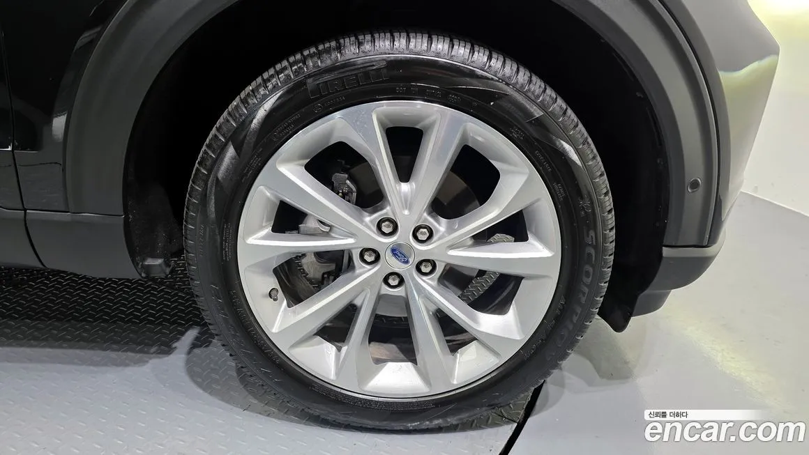 Ford Explorer 2021 из KR, фото 8