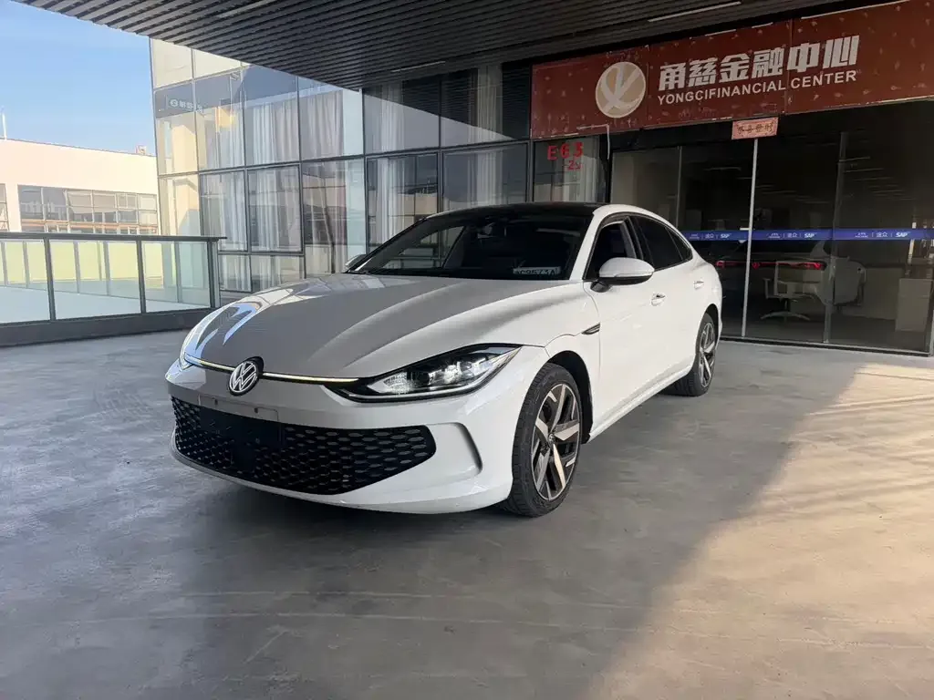 Volkswagen Lamando 2023 из CN, фото 1