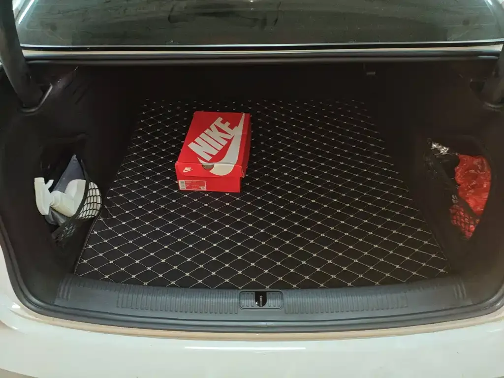 Audi A4L 2025 из CN, фото 4