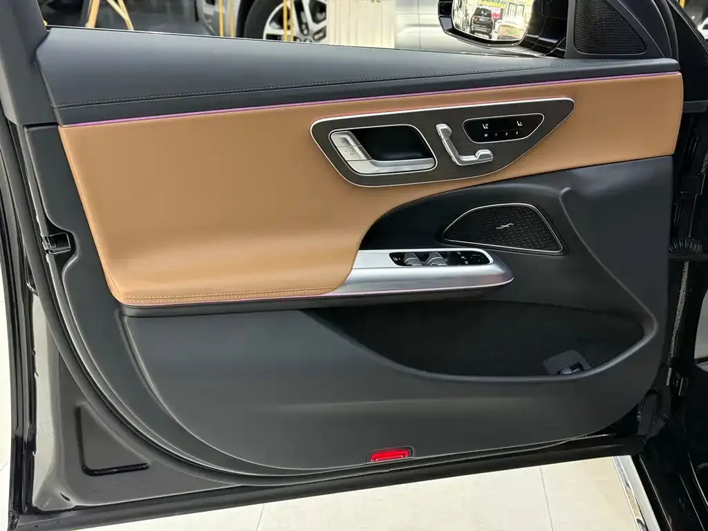 Mercedes-Benz E-Class 2024 из CN, фото 10